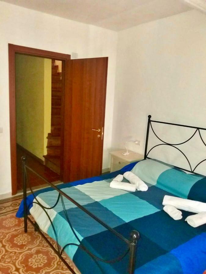 Il Terrazzino Iglesias Panzió Kültér fotó